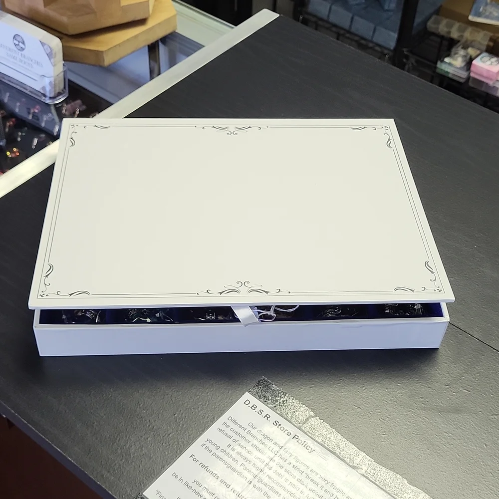 12 seasons holiday bracelets set - Picture 8 of 8